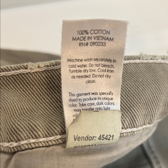 NWT PacSun Sage Green 100% Cotton Boyfriend Jeans | Size 31 | Olive Denim - Picture 11 of 11